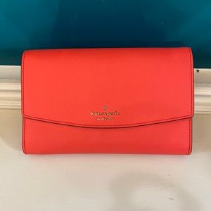 Kate Spade Laurel Way winni saffiano clutch